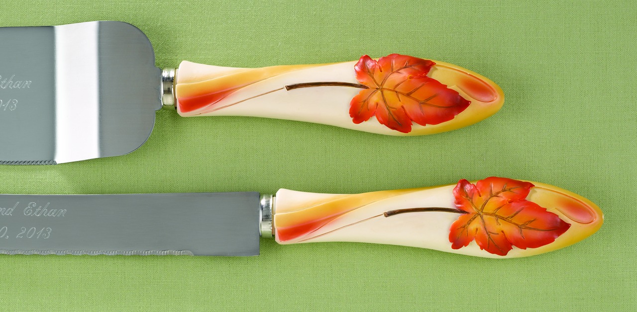 Simply Autumn Serving Set