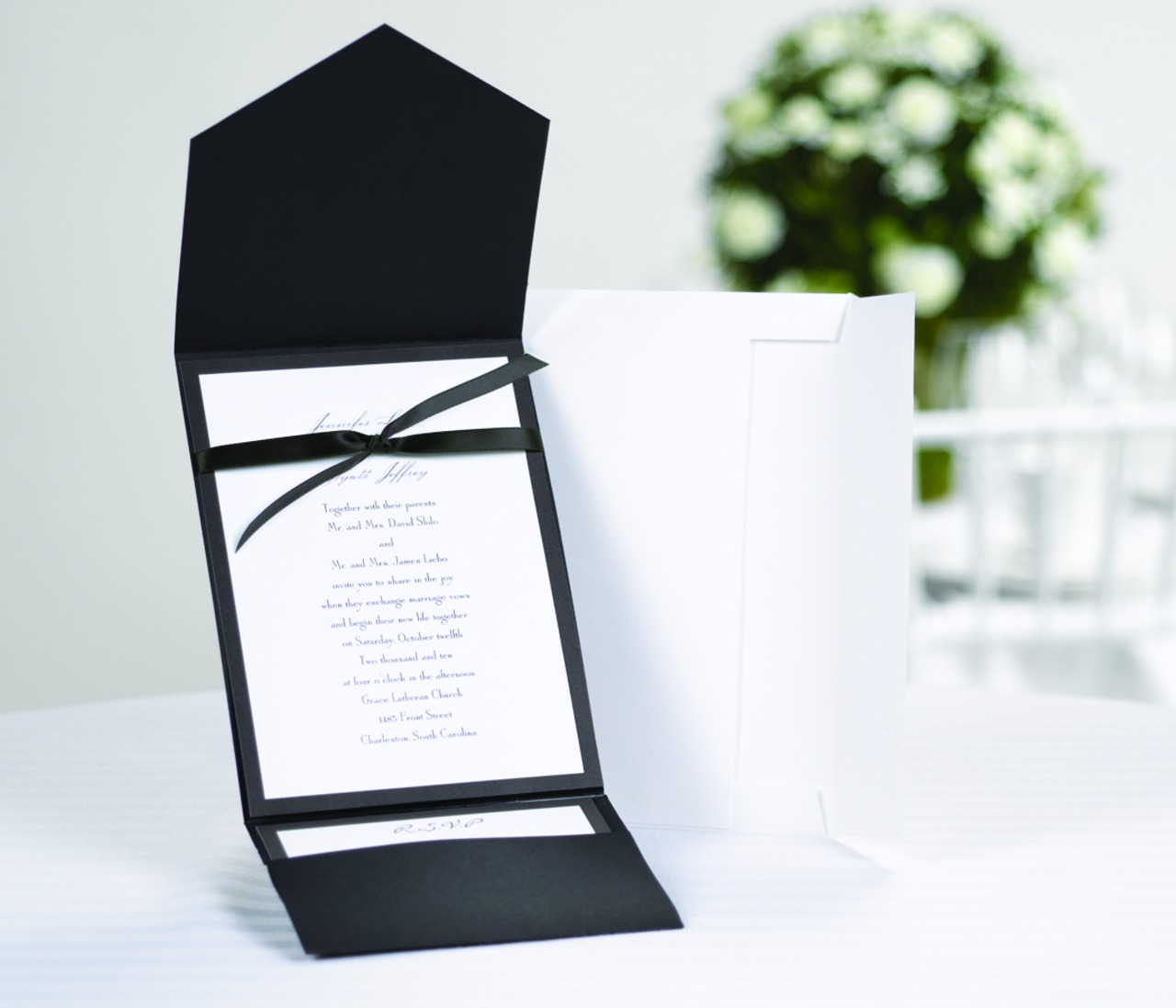 Classic Black & White Pocket Invite Kit