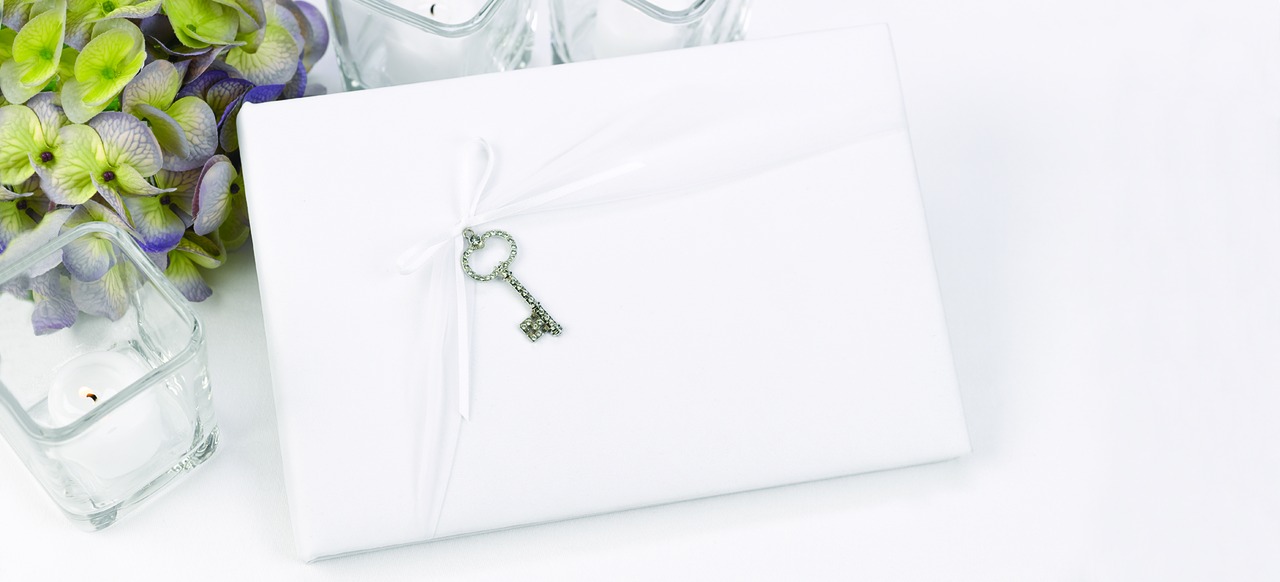 Key to Your Heart Guest Book