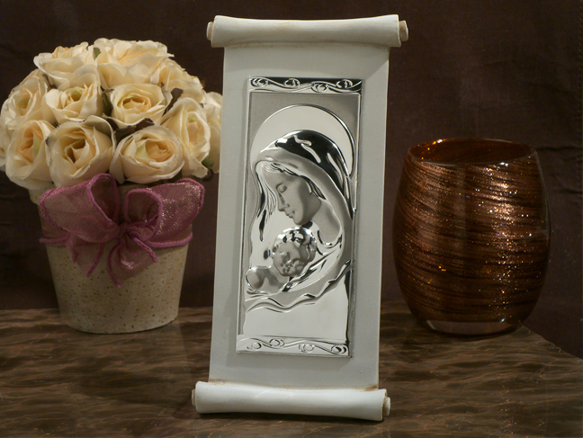 Elegant large scroll design ivory icon
