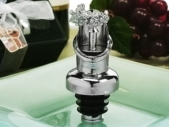 Elegant Chrome Grapes Wine Pourer, Bottle Stopper Combination.