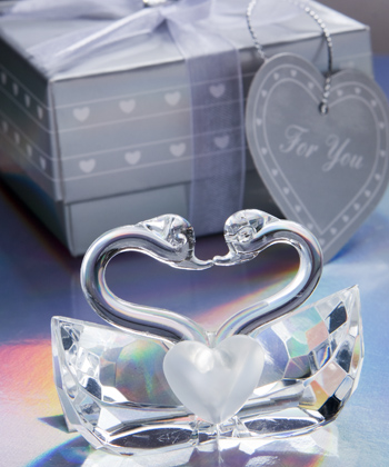 Choice Crystal Collection kissing swans
