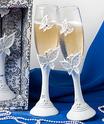 Butterfly design toasting flutes