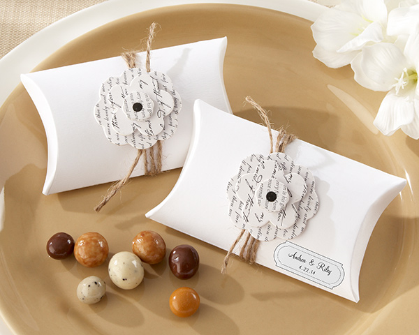 Love Letter Flowering Pillow Favor Box (Set of 24)