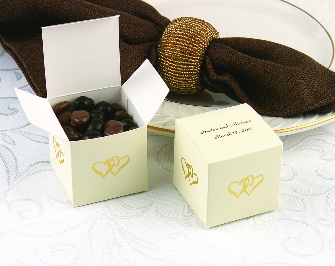 Ivory Linked at Heart Favor Boxes