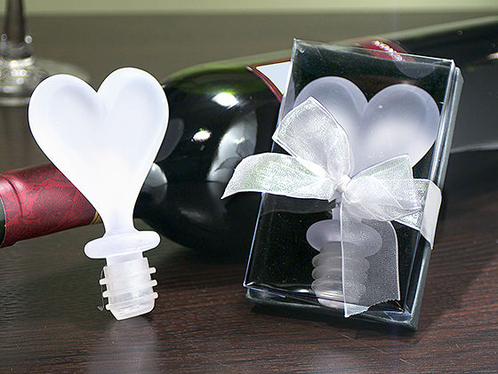 Frosted Resin Heart Shaped Bottle Stopper