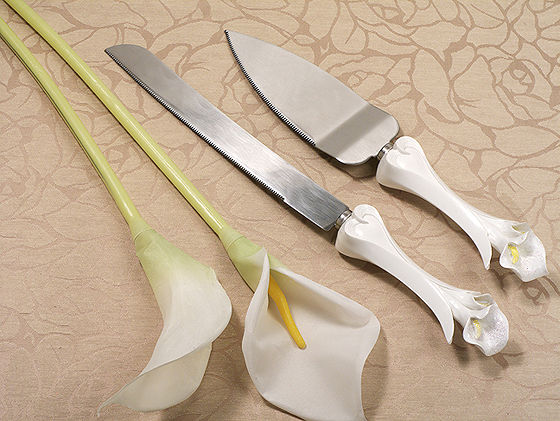 Calla Lily Cake And Knife Set