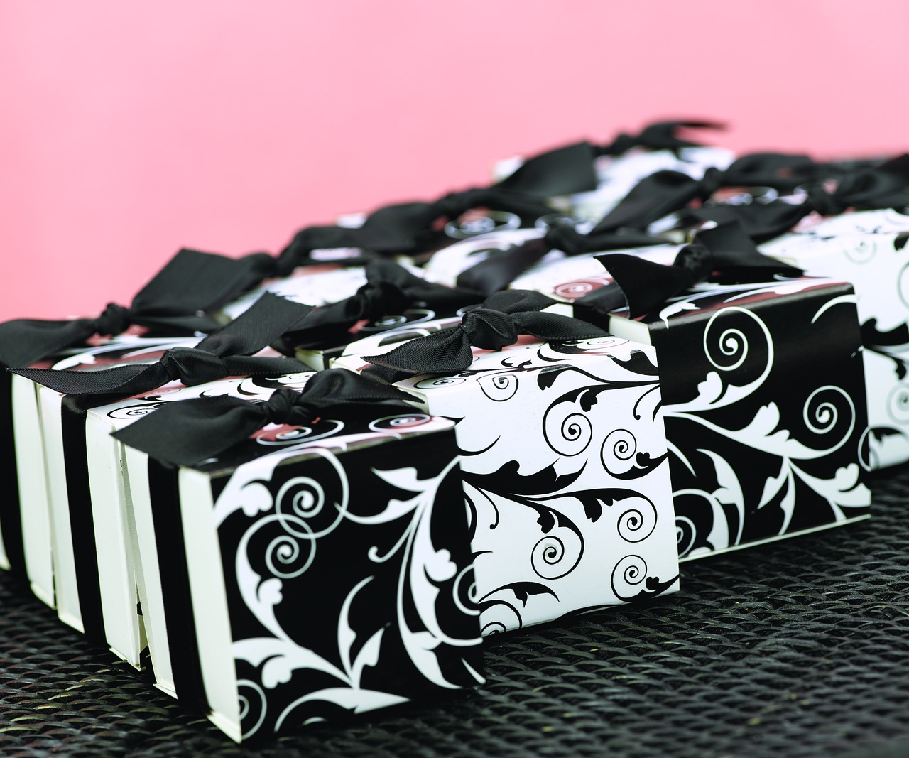 Reversible Flourish Wrap Favor Boxes