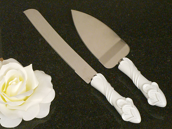 Two Hearts Become One Cake And Knife Set