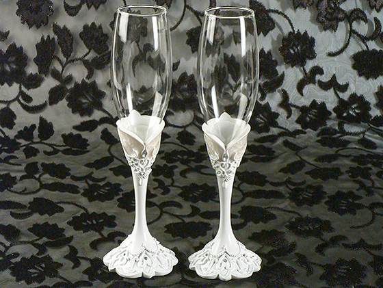 Eleganza Collection Toasting Glasses Set