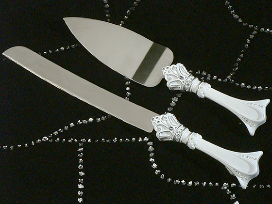 Queen For A Day Cake And Knife Server