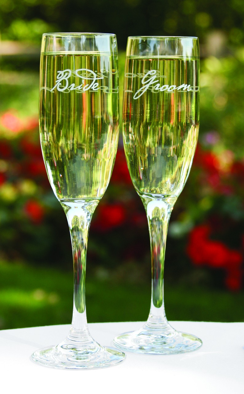 Bride & Groom Script Flutes