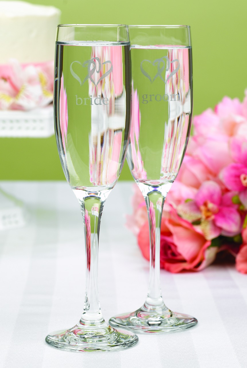 Linked Heart Bride & Groom Flutes