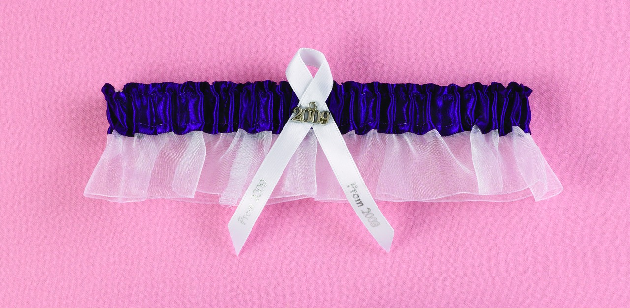 2012 Grape Prom Garter