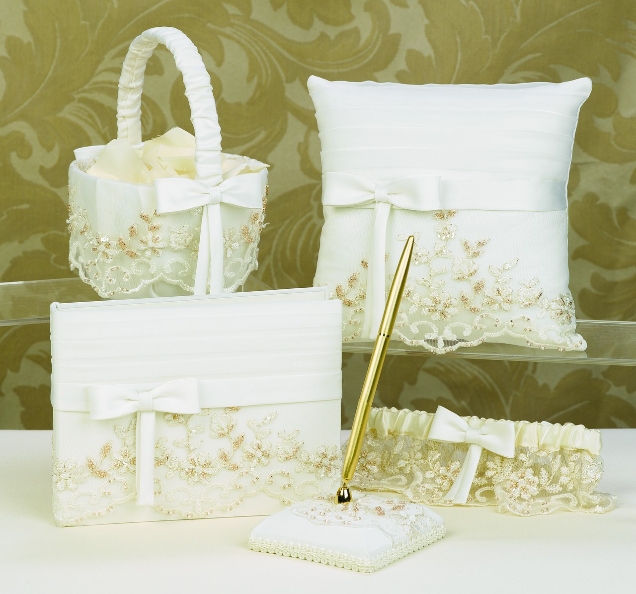 Vintage Charm Collection