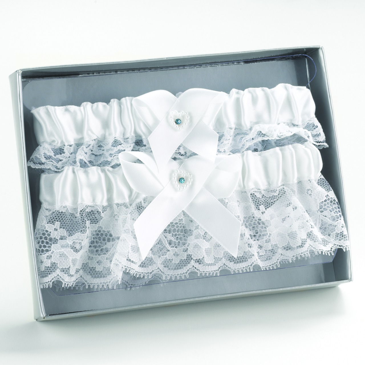 White Heart Keep/Throw Garter Set