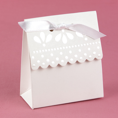 White Scalloped Favor Boxes