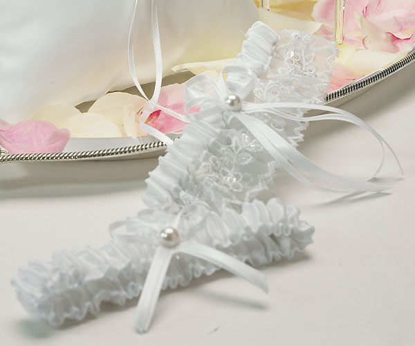 Sweet Art Two Piece Bridal Garter Set