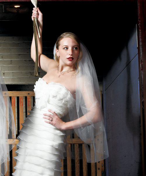 Scattered Pearl Border & Cut Edge Veil - Ivory