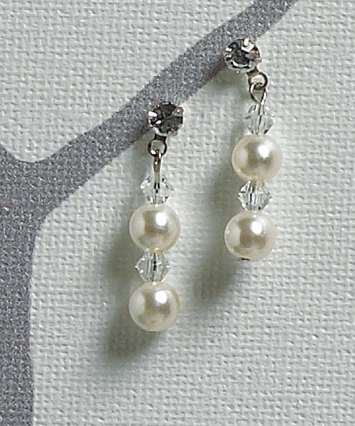 Illusion Set Pearls and Crystals Jewelry - Bracelet