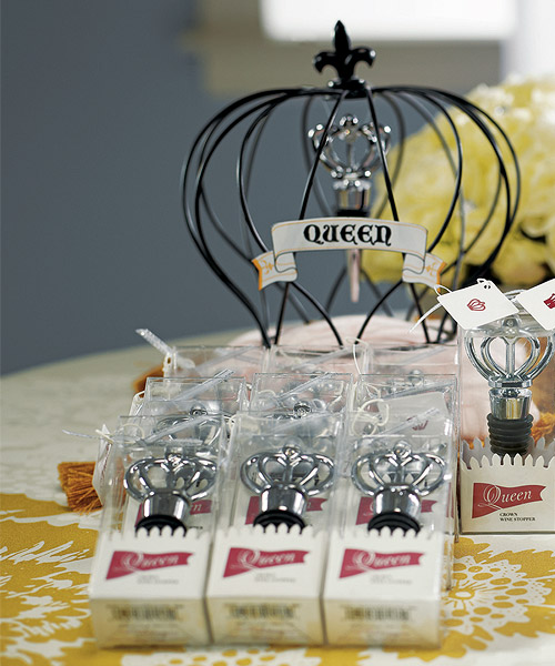 Queen Crown with Crystals Wine Stopper in Gift Packaging