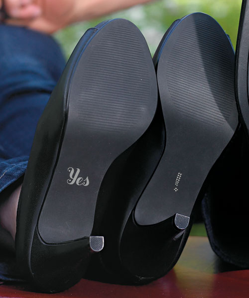 Yes! Shoe Talk Stick on Decals for Shoes - For Her (Yes !)