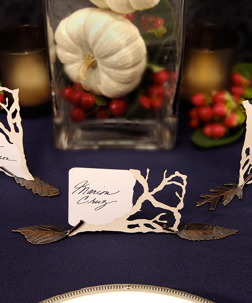 Metal Leaf Shaped Card Holders with Autumn Bronze Finish