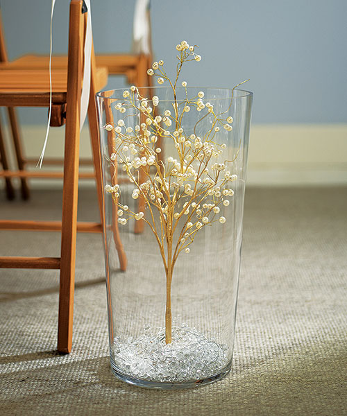 Pearl & Vintage Gold Wire Ornamental Tree