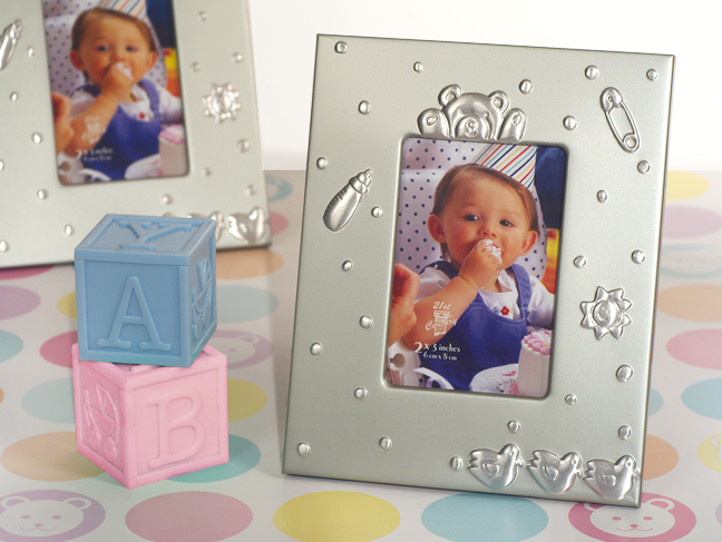 Cute and Cuddly teddy bear design photo frame
