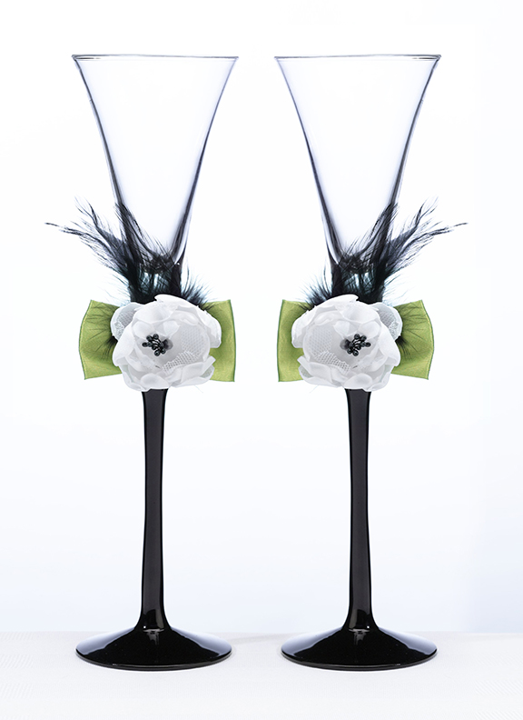 Green/Black Toasting Flutes