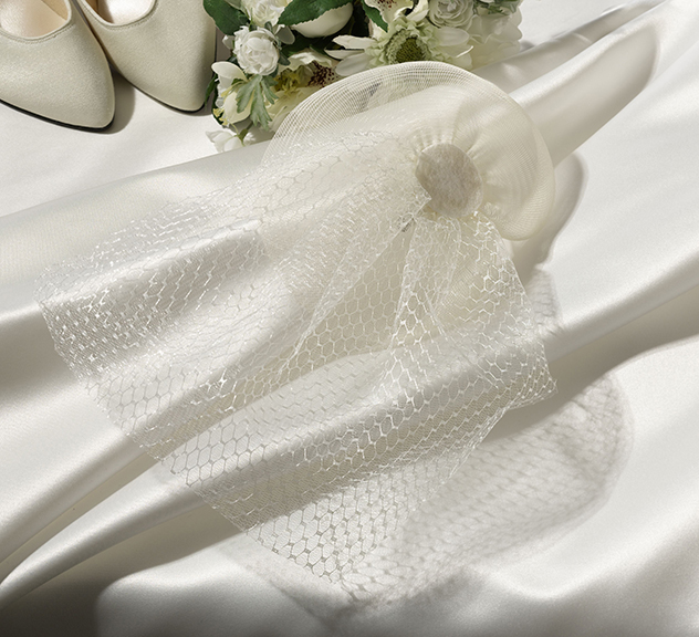 Veil Headpiece Ivory