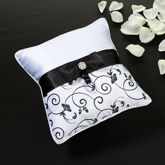 Black/White Ring Pillow