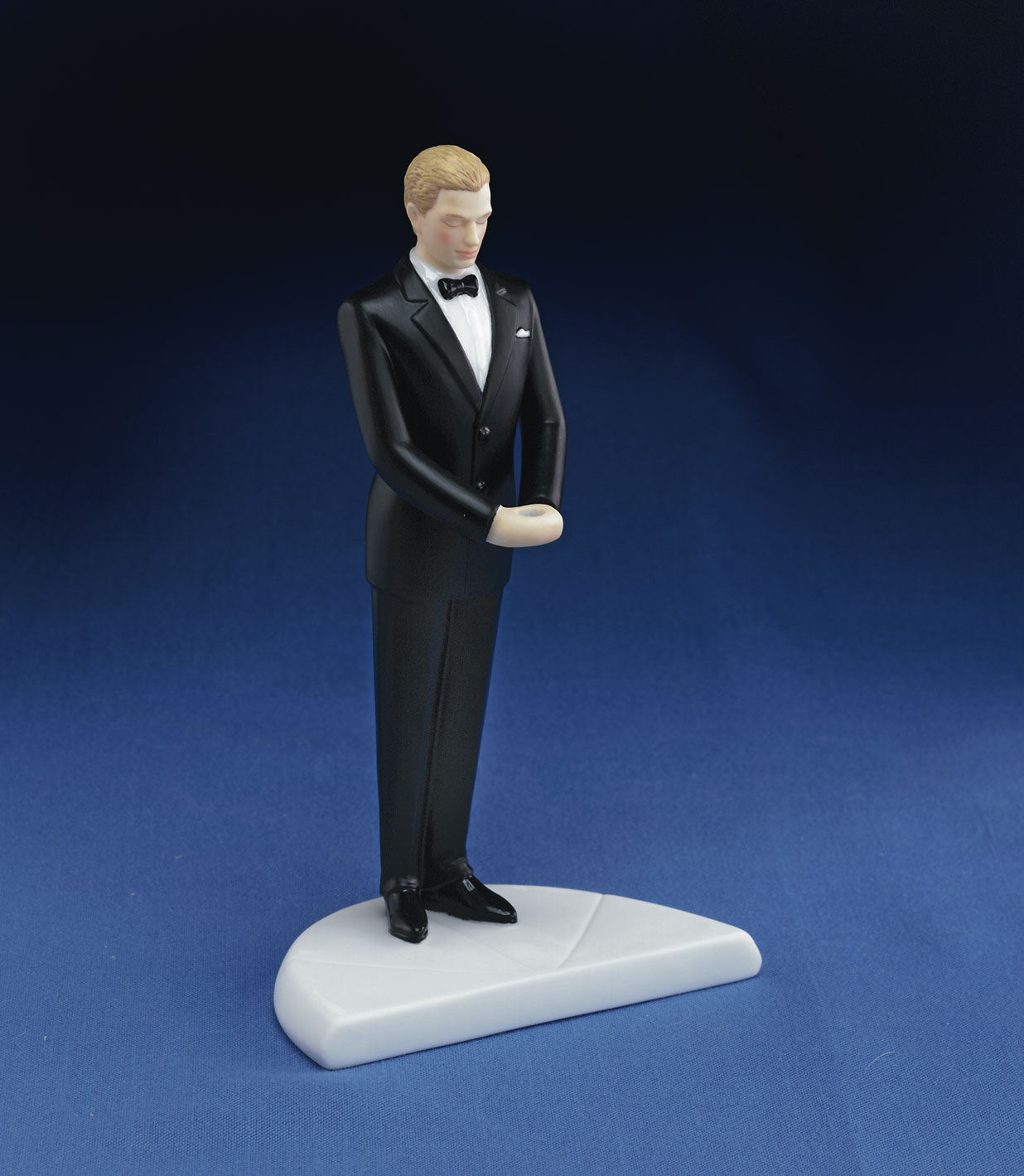 Blonde Groom Cake Top