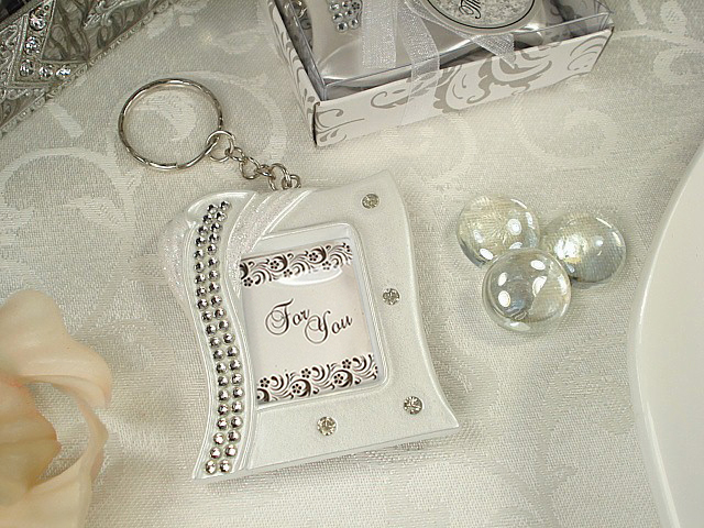 Deluxe keychain photo frame bling deco design