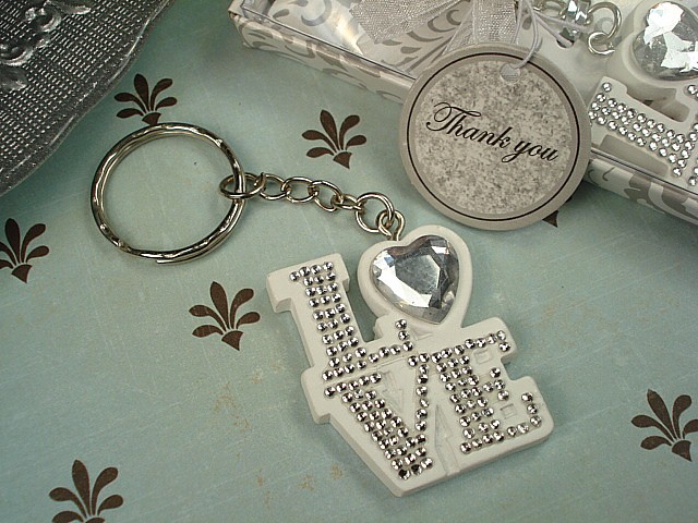 Deluxe keychain love design