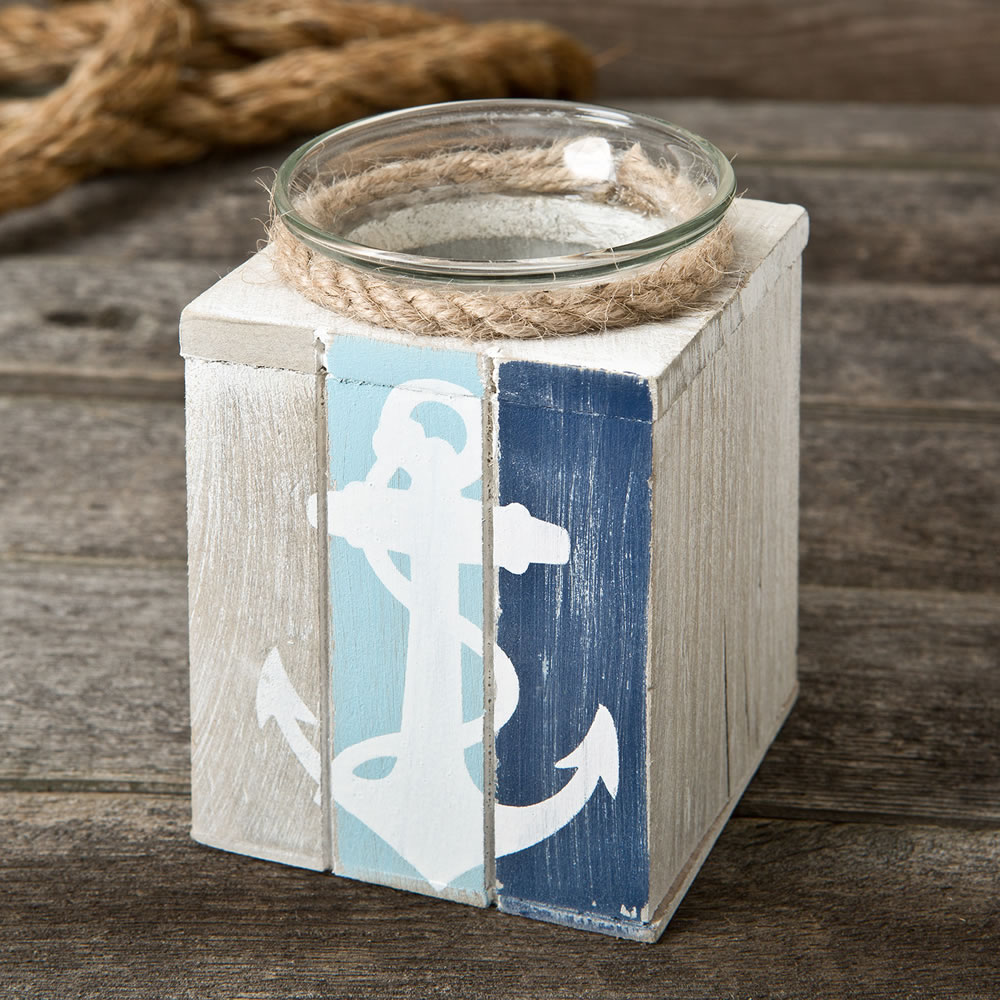 Anchor candle holder with Candle