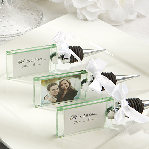 Photo/place card holder wine bottle stopper