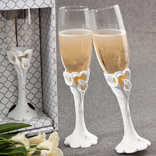 Calla Lily Design Toasting Flutes