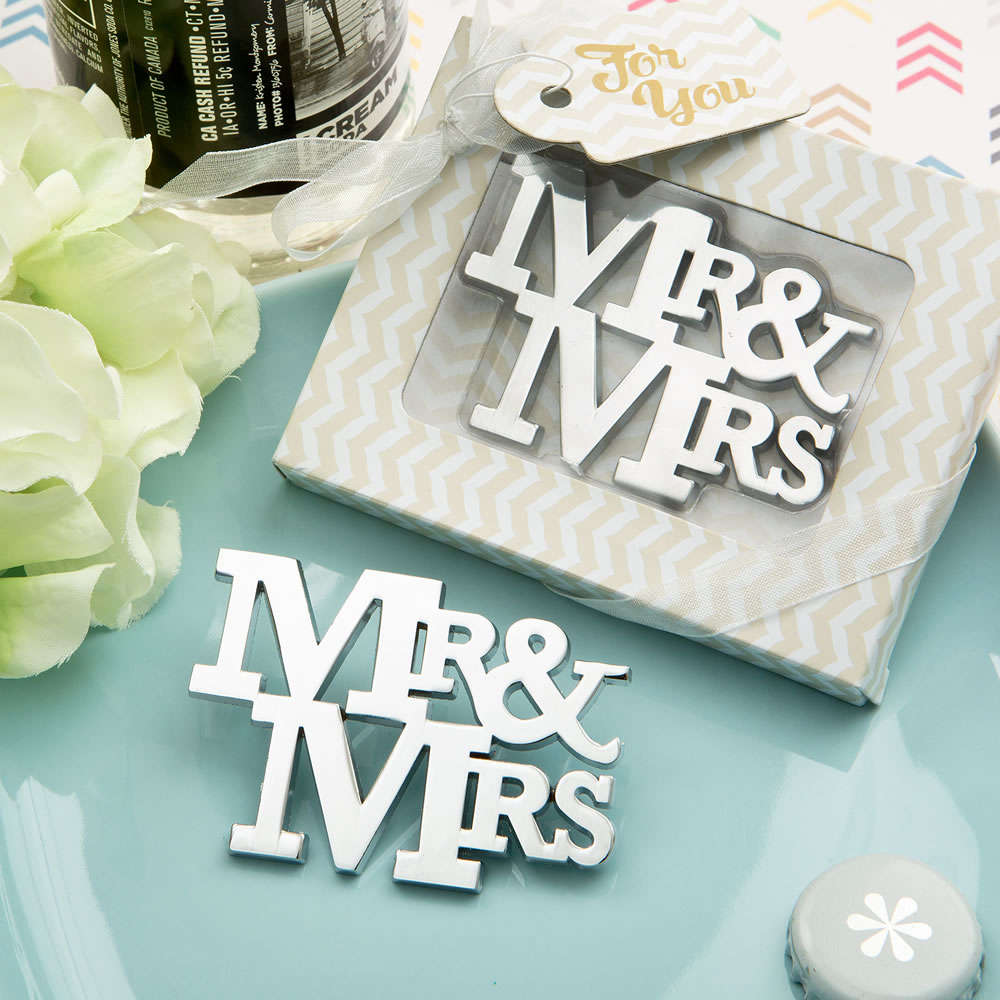 On trend Mr & Mrs Silver metal bottle opener
