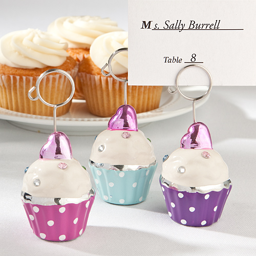 Adorable cupcake place card holders