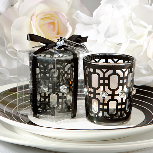 Black-accented candle holder