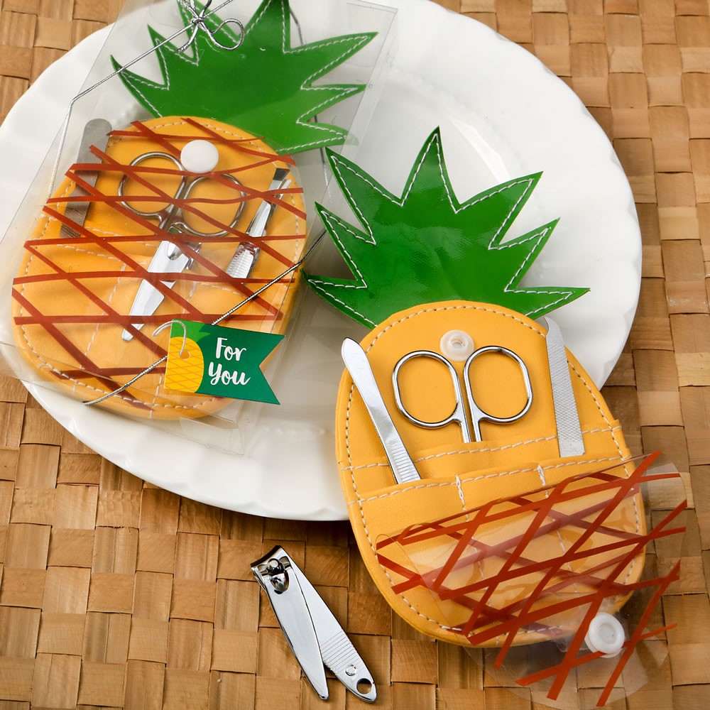 Trendy Pineapple shaped manicure case