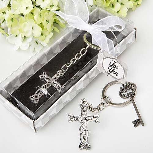 Delicate Intertwined metal cross key chain