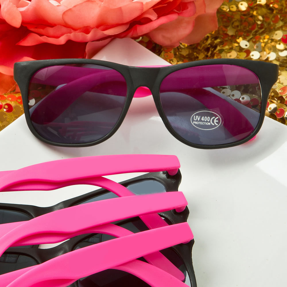 Perfectly Plain Collection Plastic Classic Style Sunglasses
