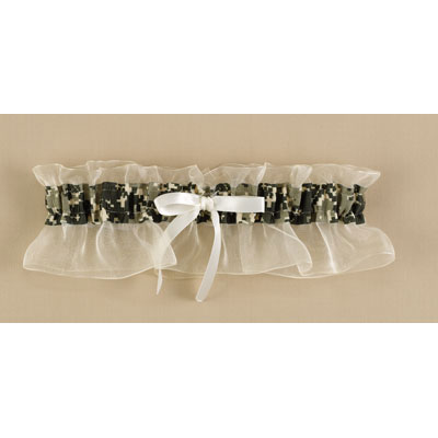 Well-Suited Garter