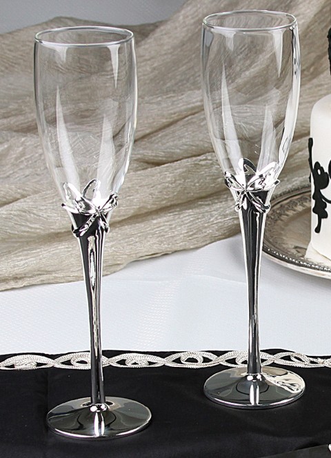 Bow Toasting Flutes