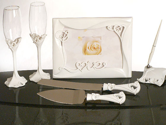 Love Design Wedding Accessories Set