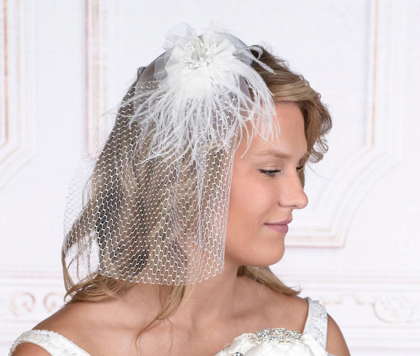White Veil with Marabou Feather