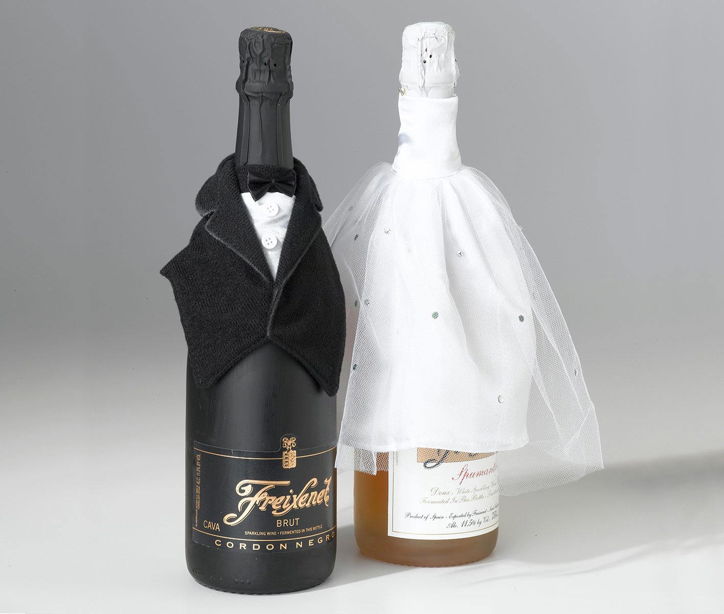 Bride & Groom Bottle Cover Set