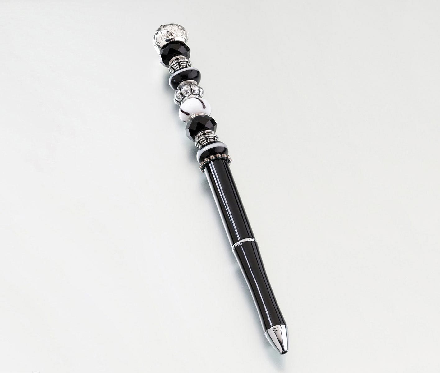 Beaded Pen - Black